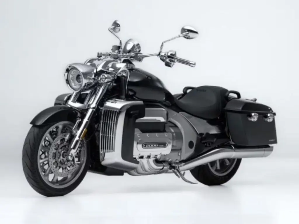 imagem Souo s2000ct com motor de 8 cilindros