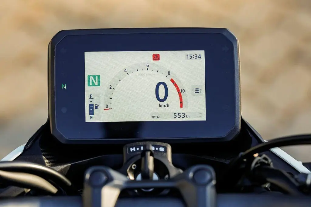 imagem do painel tft da honda nx 500