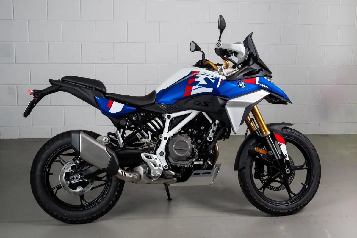 BMW G 310 GS: a aventureira compacta para asfalto e terra