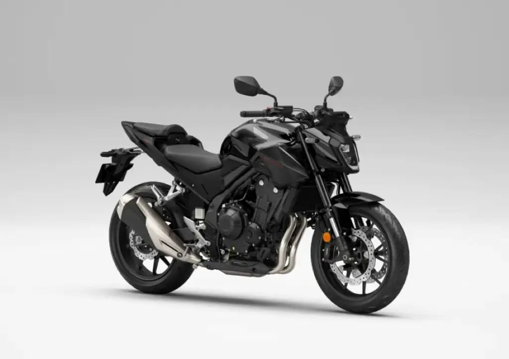 imagem frontal CB500 Hornet 2026