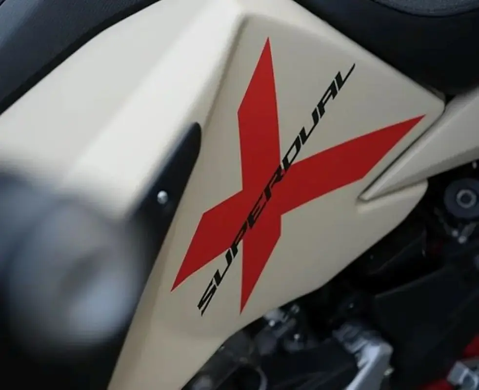 imagem do logo da SWM Superdual X