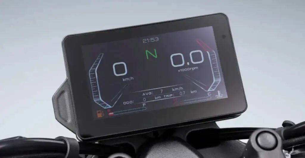 imagem do painel tft da Zontes 125 C2