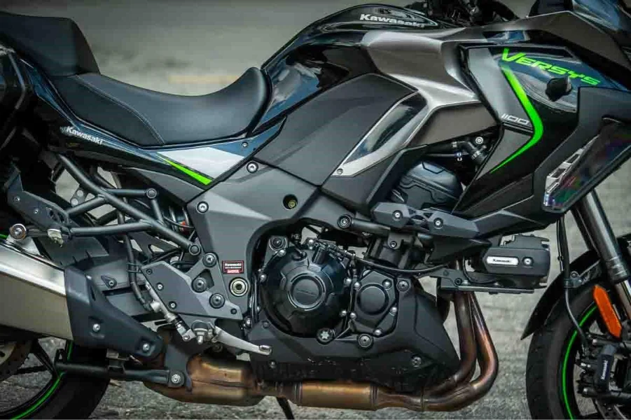 imagem do motor da Kawasaki Versys 1100 GT 2026