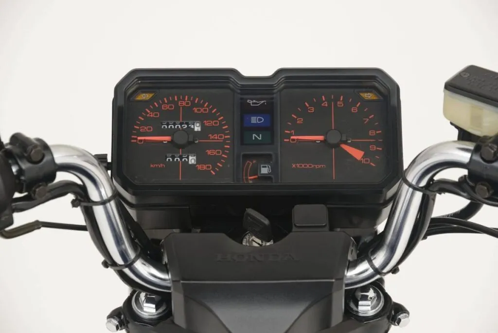 imagem Painel Honda CB 450DX 1990