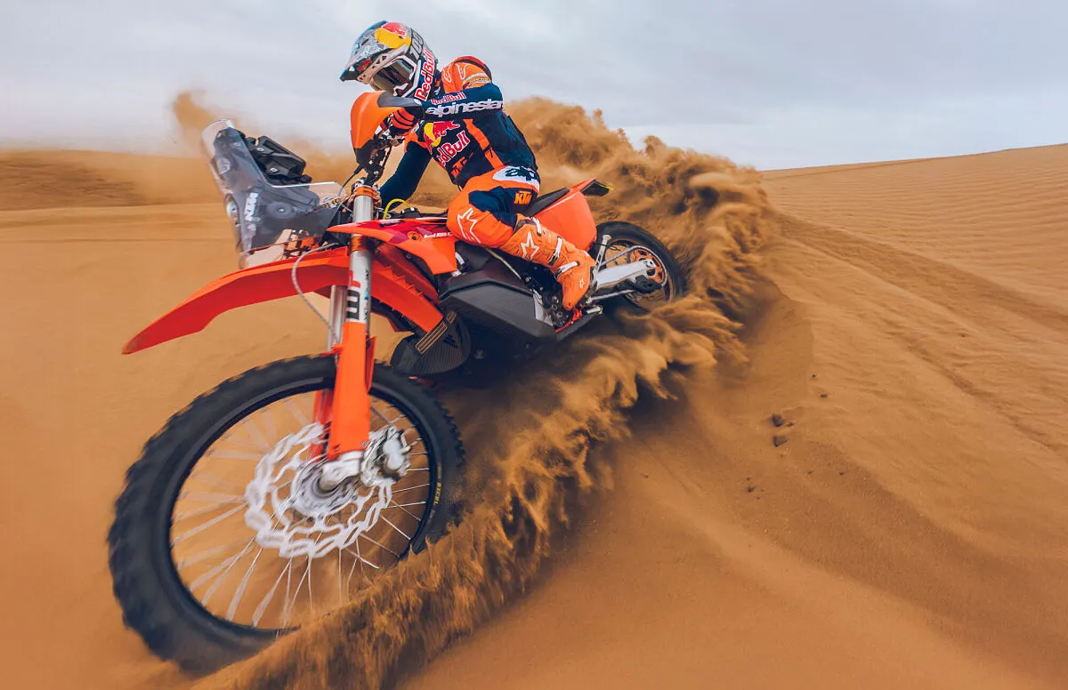 KTM-450-Rally-Replica-2027 (1)