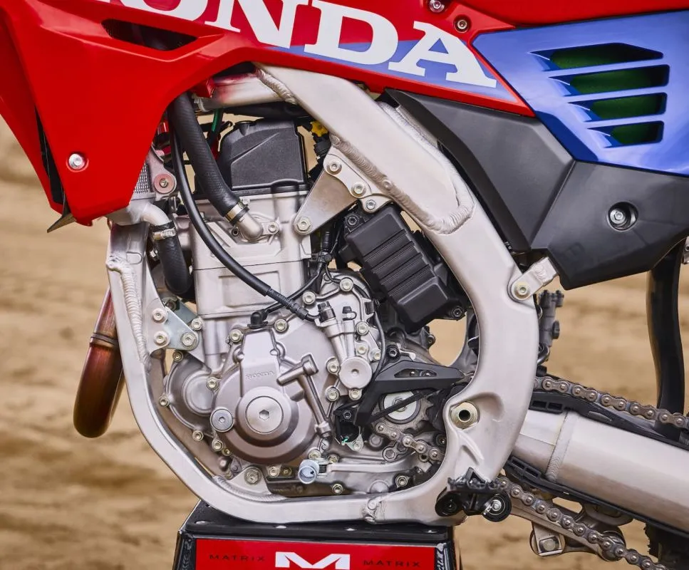 imagem do motor da Honda CRF450R 2027