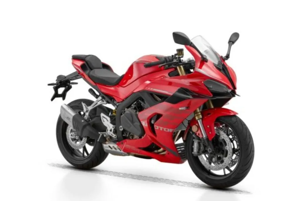 imagem QJMotor SRK 800RR