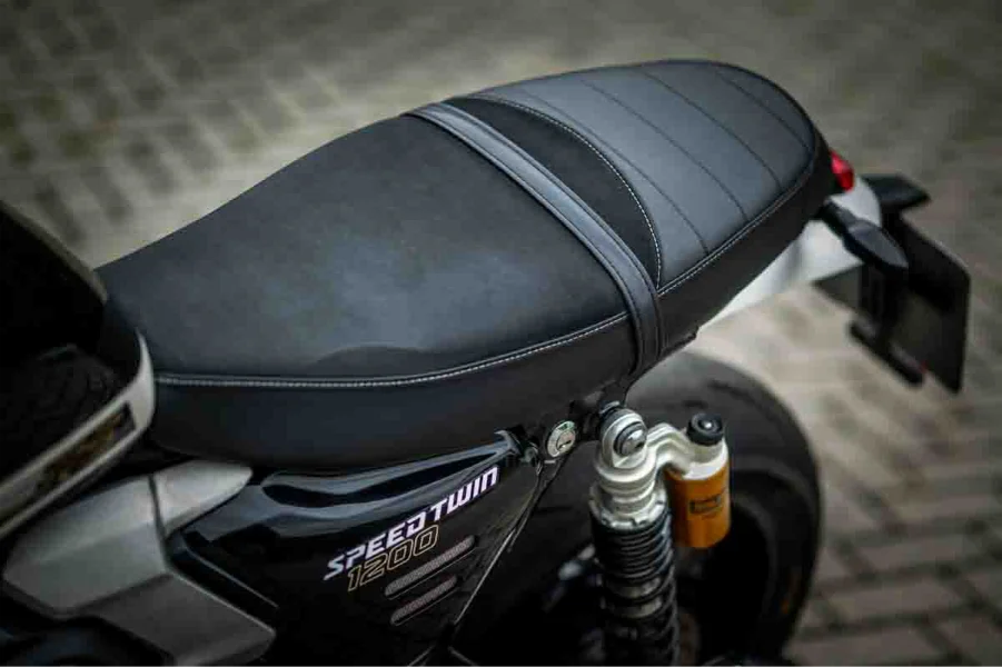 imagem do assento da triumph speed twin 1200