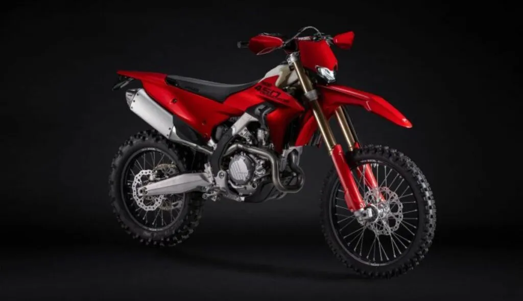 imagem da nova Ducati Desmo450 EDS 2026