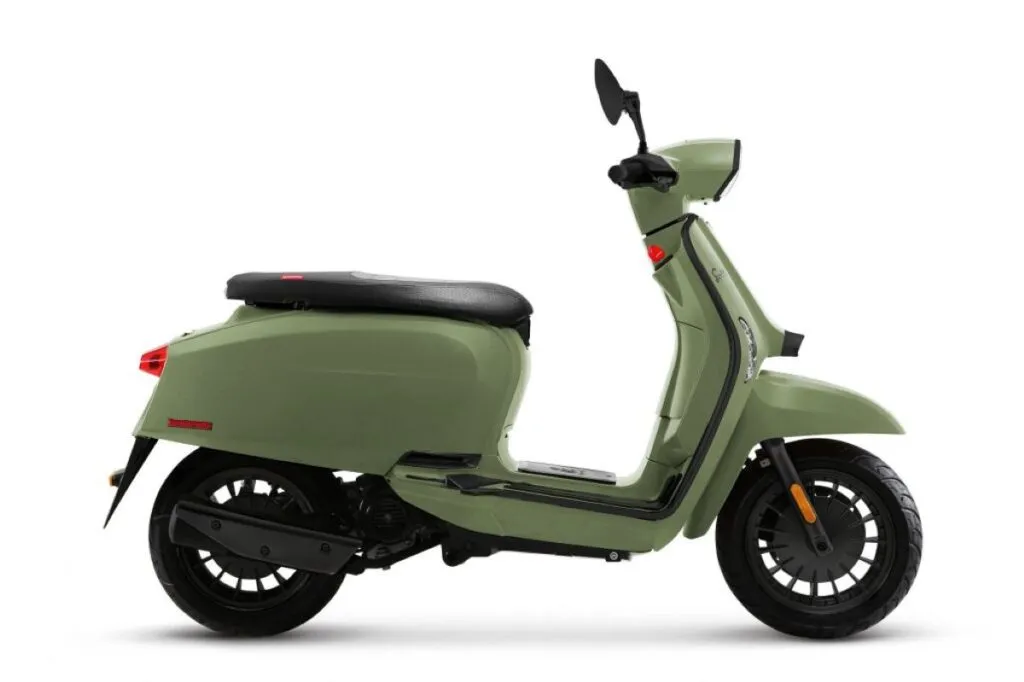 imagem da lambretta 125 verde